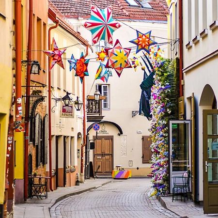 Exclusive Gaono Apartment In The Heart Of Old Town Vilnius Luaran gambar