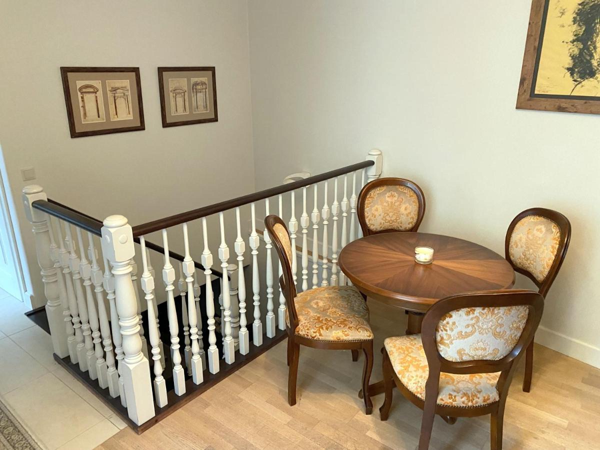 Exclusive Gaono Apartment In The Heart Of Old Town Vilnius Luaran gambar