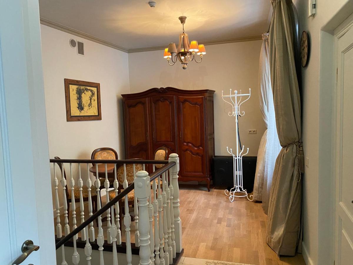 Exclusive Gaono Apartment In The Heart Of Old Town Vilnius Luaran gambar
