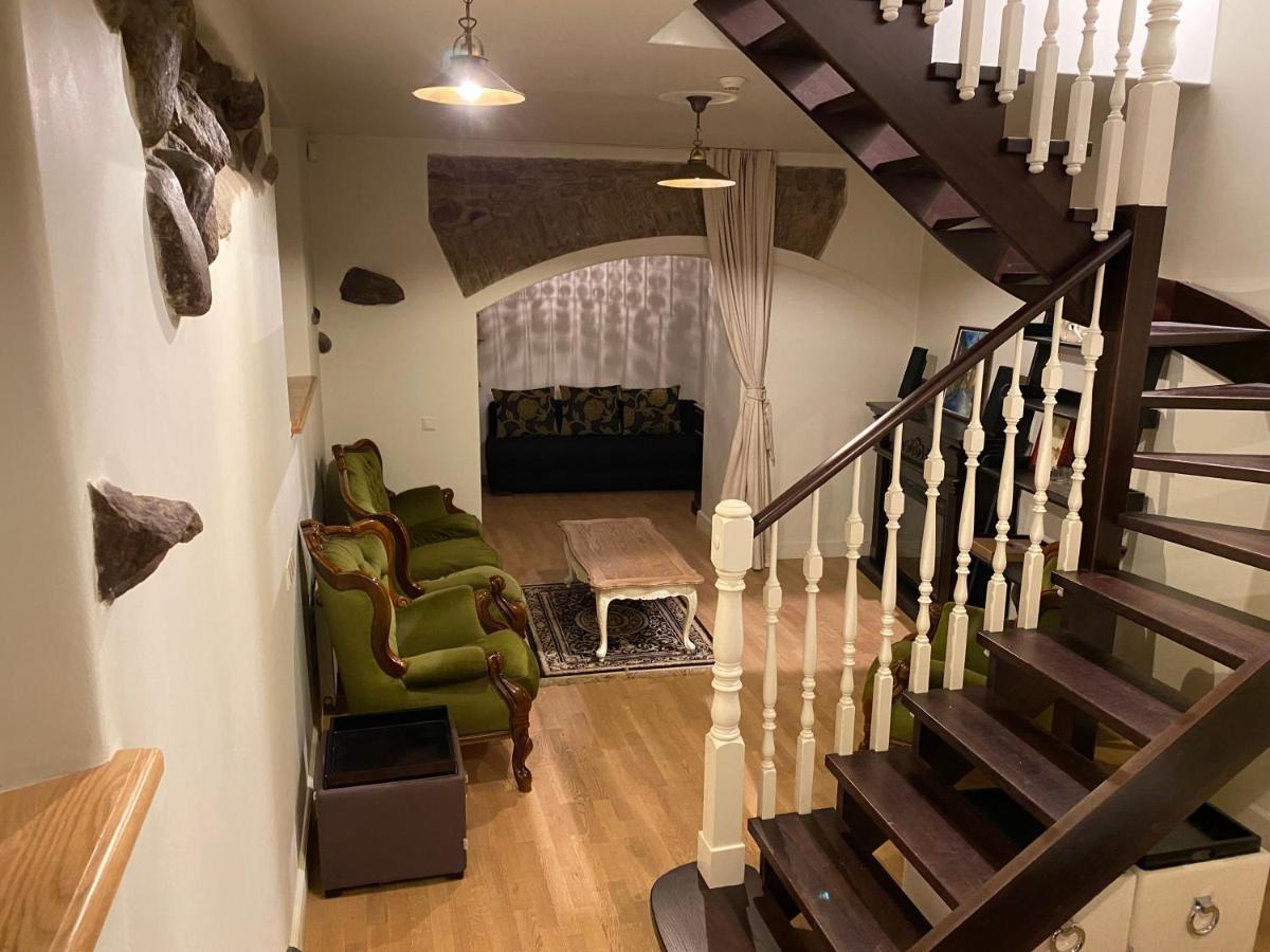 Exclusive Gaono Apartment In The Heart Of Old Town Vilnius Luaran gambar