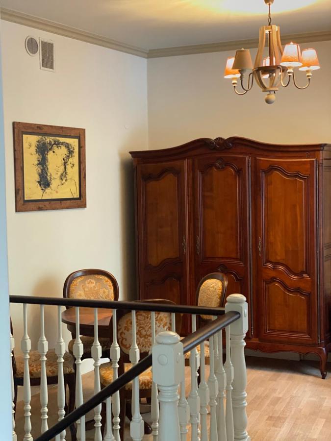 Exclusive Gaono Apartment In The Heart Of Old Town Vilnius Luaran gambar