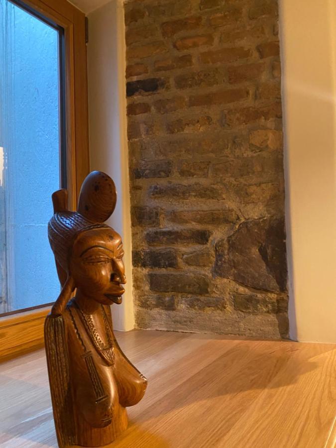 Exclusive Gaono Apartment In The Heart Of Old Town Vilnius Luaran gambar