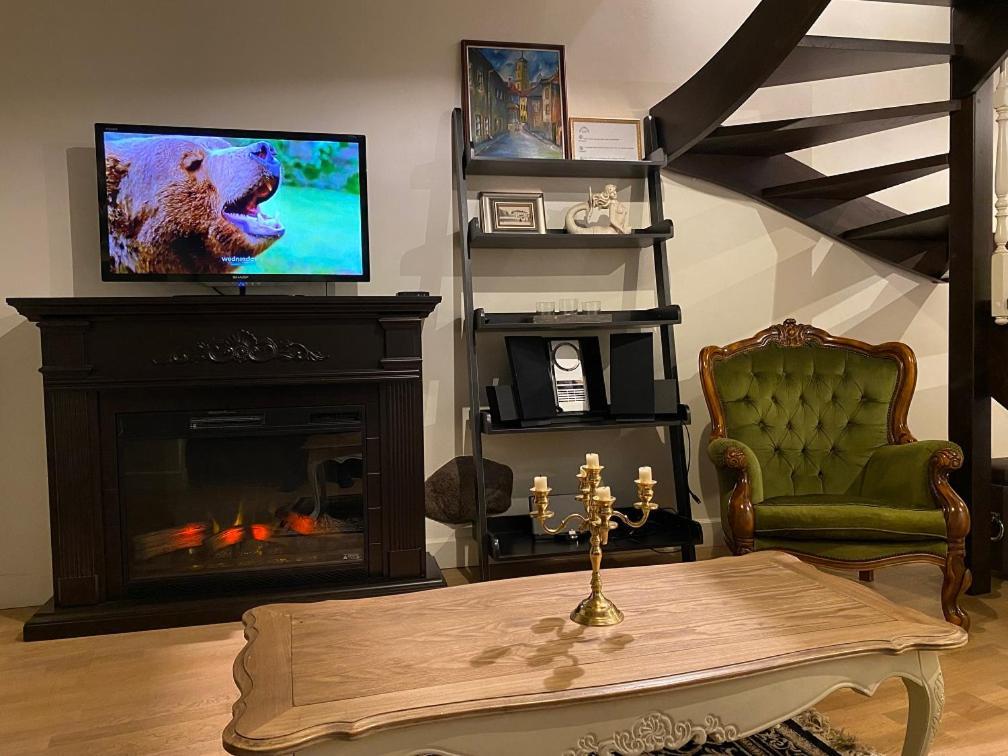 Exclusive Gaono Apartment In The Heart Of Old Town Vilnius Luaran gambar